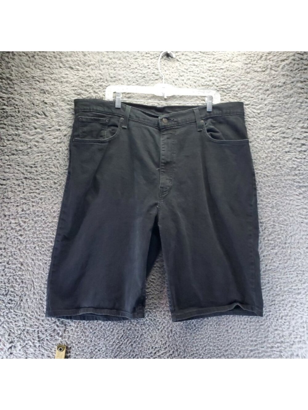 Levis Shorts Mens 40 Black Denim Relaxed Fit Casual Wear *Read*